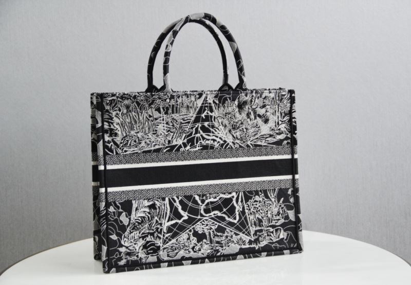 Dior Shopping Bags